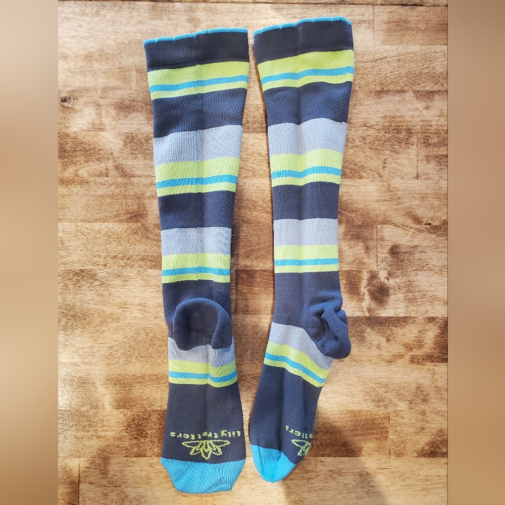 Lily Trotters compression socks small medium like new